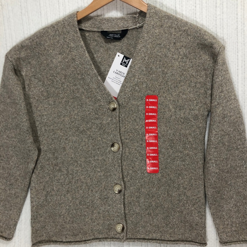 Member's Mark V-Neck Cardigan Soft Knit Relaxed Fit‎ Sweater X-Small